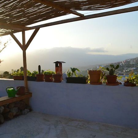 Alibaba Apartment Hostel Bamboo Rooftop Room Chefchaouen Ngoại thất bức ảnh